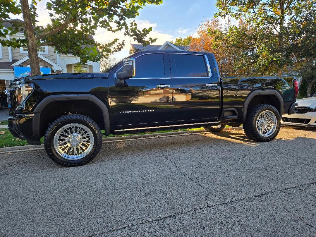 Axiom Supply Stage 3 FOX 2.0" Performance Leveling System GM HD Truck 2500 / 3500 Silverado / Sierra 2020-2026